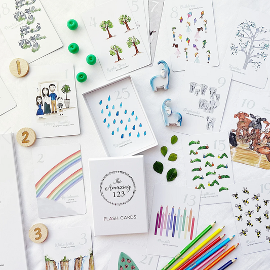 ADORED ILLUSTRATIONS - The Amazing 123 Flash Cards