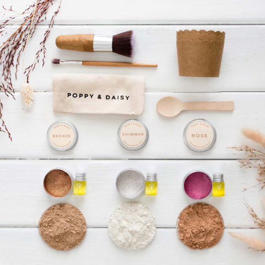 POPPY & DAISY - Let's Create Mineral Makeup Kit