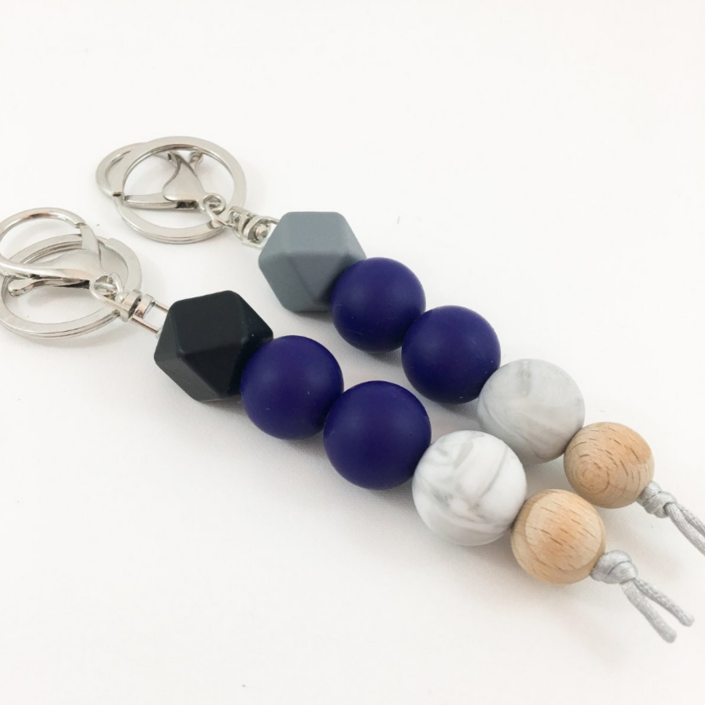 INDERA.BEADS - Silicone Keychain | Navy