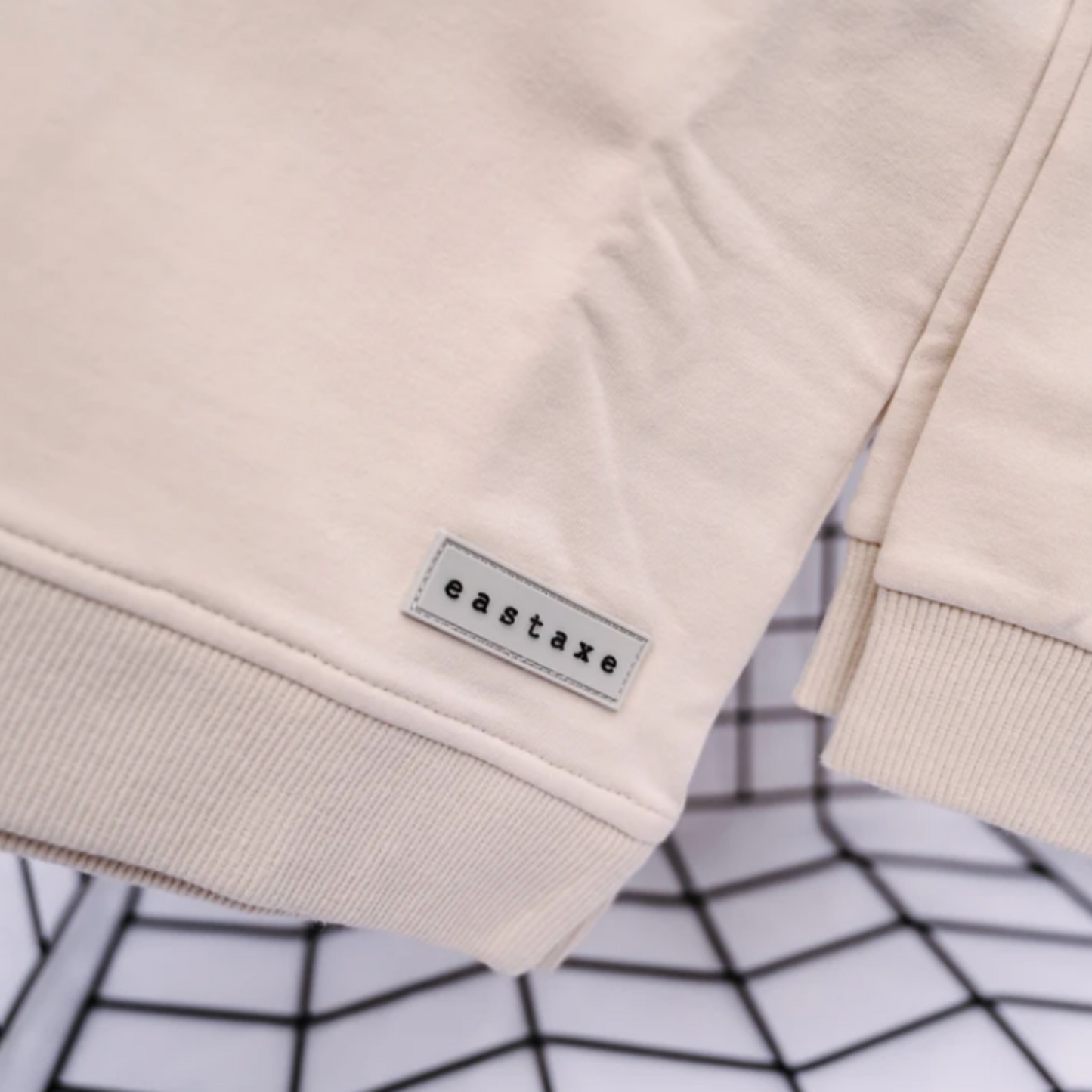 EASTAXE - Crew Decoy Jumper | Beige