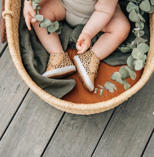 TIKITOT - Brooklyn Camel Spot Prewalker Baby Shoe
