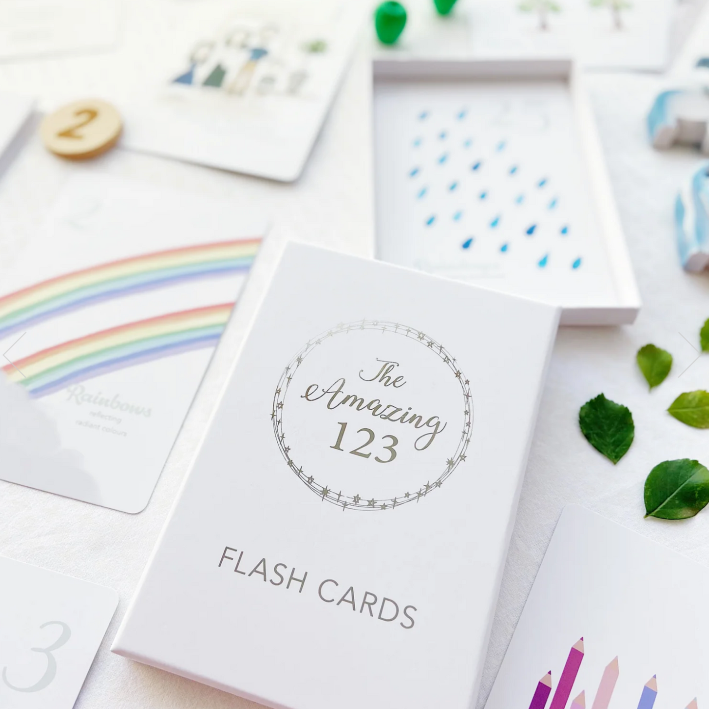 ADORED ILLUSTRATIONS - The Amazing 123 Flash Cards