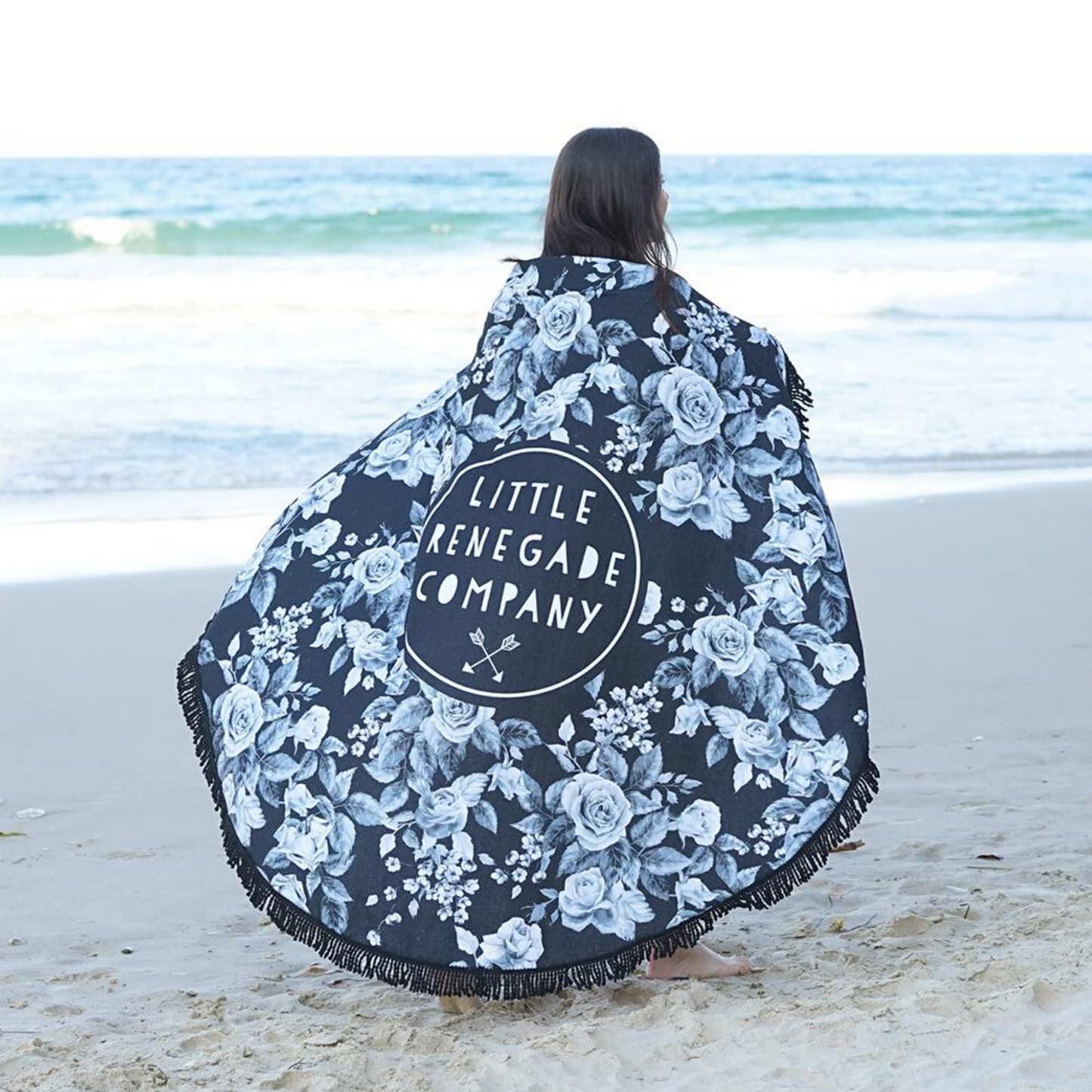 LITTLE RENEGADE COMPANY - Midnight Blossom Round Towel