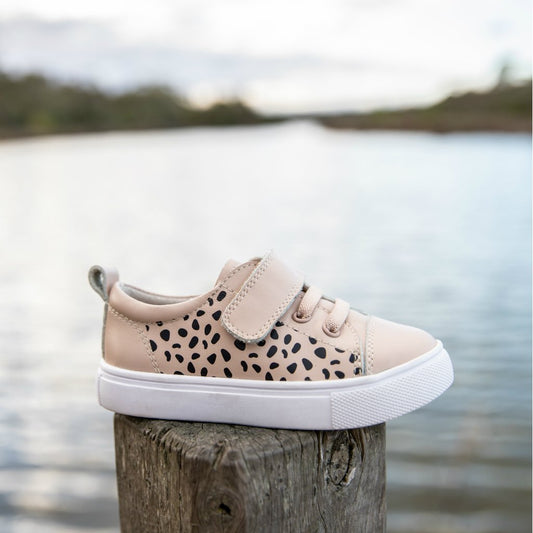 TIKITOT - Byron Spot Kids Sneaker | Nude