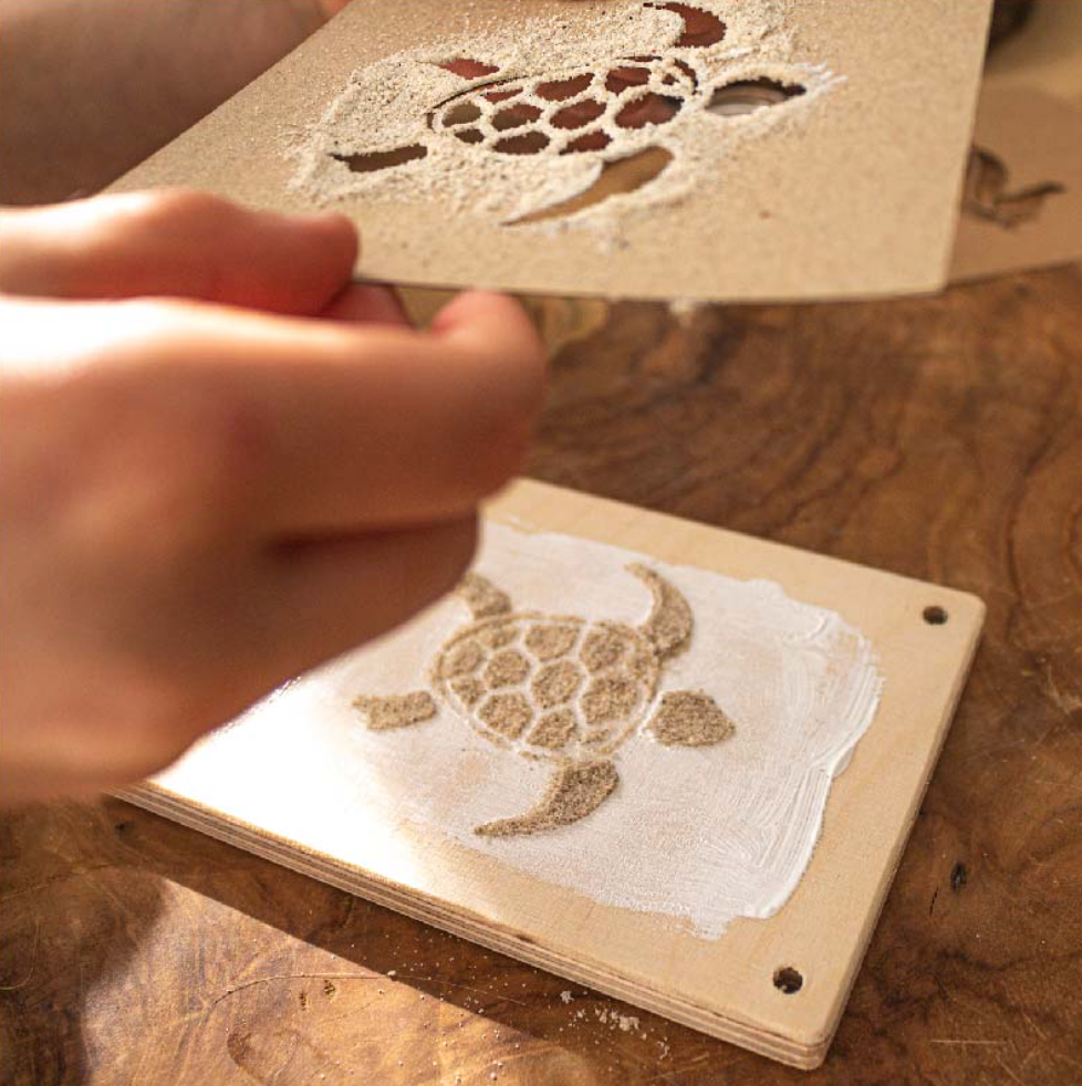 POPPY & DAISY - Let's Create Sand Stencil Kit
